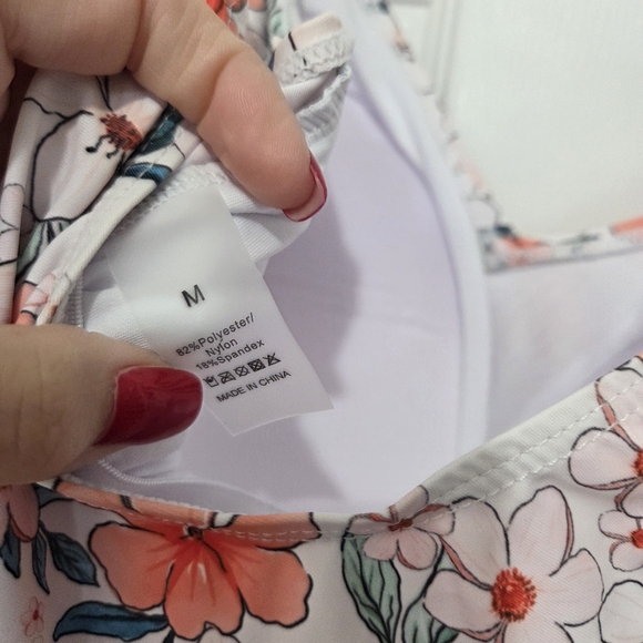 AIDONGER One Piece Women Tummy Control  Modest Skirt V Neck floral Swimdress M - Picture 5 of 7